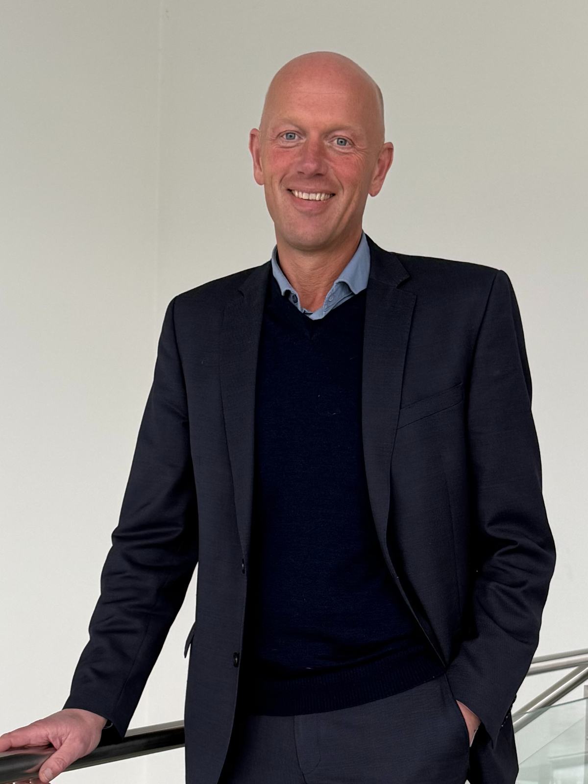 Tim Bubenzer 1200x1600.jpg